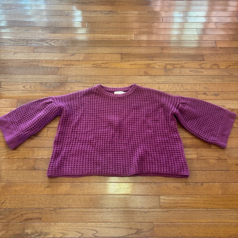 Women’s Simply Couture sweater size Small